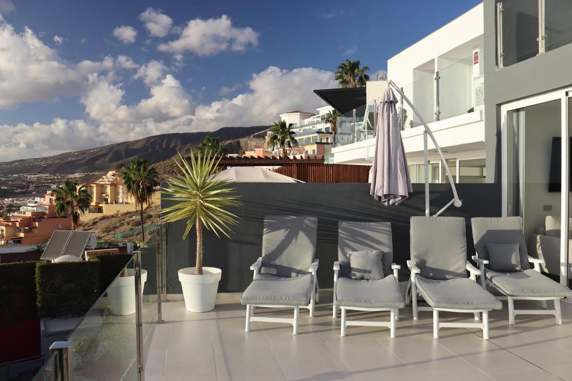 Azure Sky Villa - Panoramic Ocean View, Luxury, San Eugenio Costa Adeje  Exteriör bild